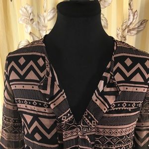 ⬇️Charlotte Russe Graphic Tan and Black Blouse